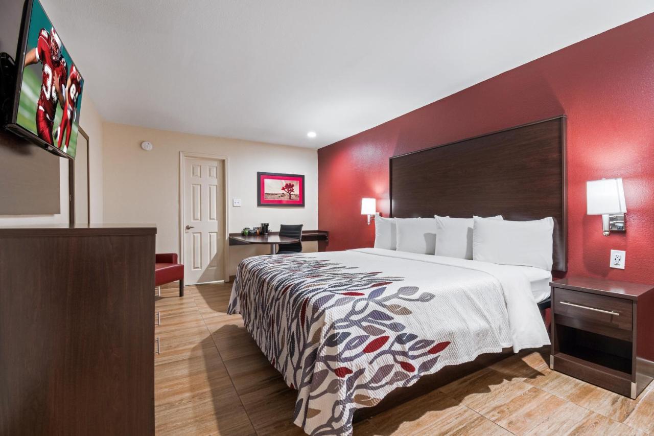 Red Roof Inn Houston - Spring North Esterno foto